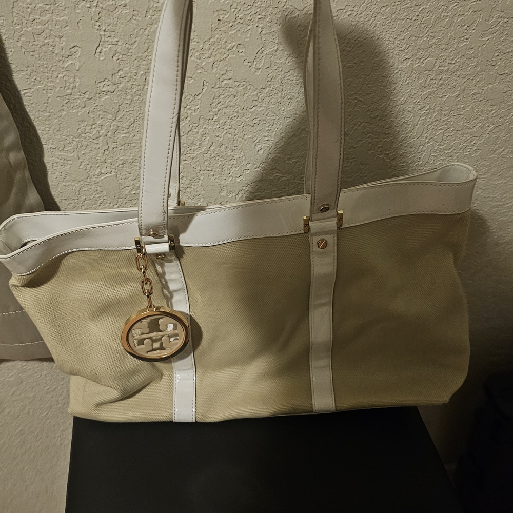 Tory Burch Tan and White Tote - Picture 2 of 4